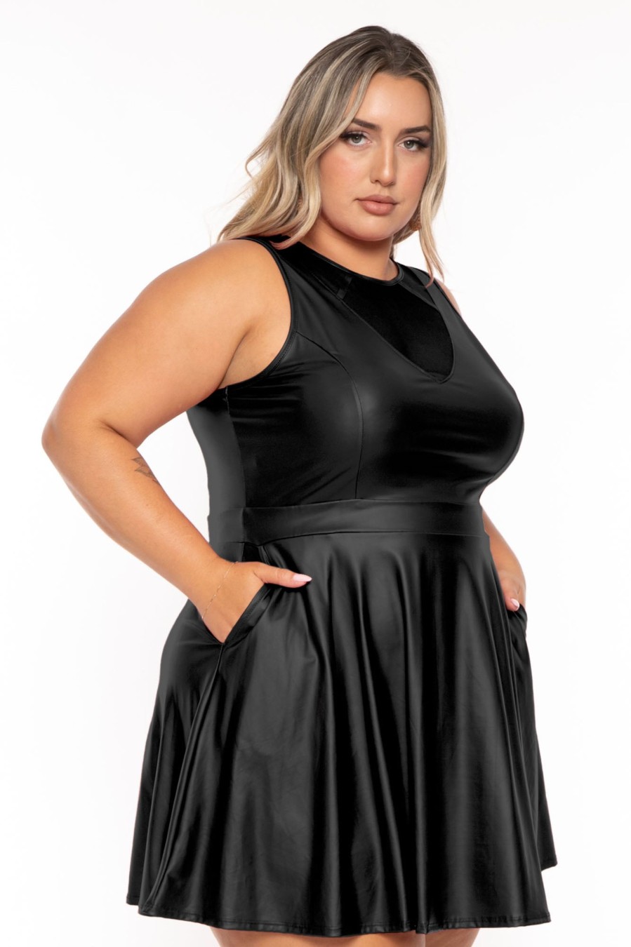 Little Black Styles Curvy Sense | Plus Size Vixen Faux Leather Flare Dress Black