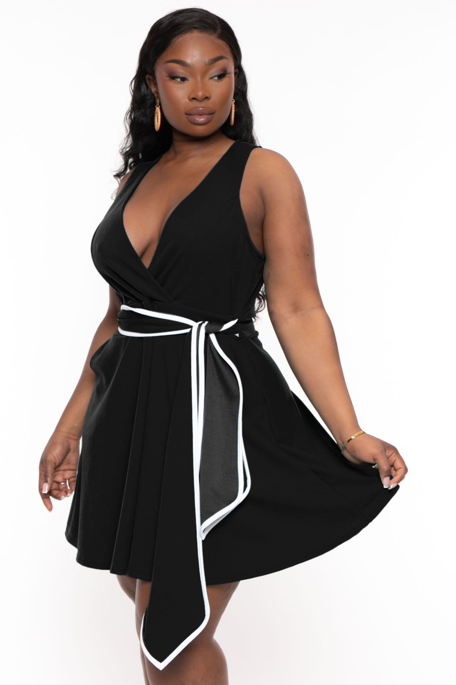 Little Black Styles Curvy Sense | Plus Size Marisa Front Tie Flare Dress Black