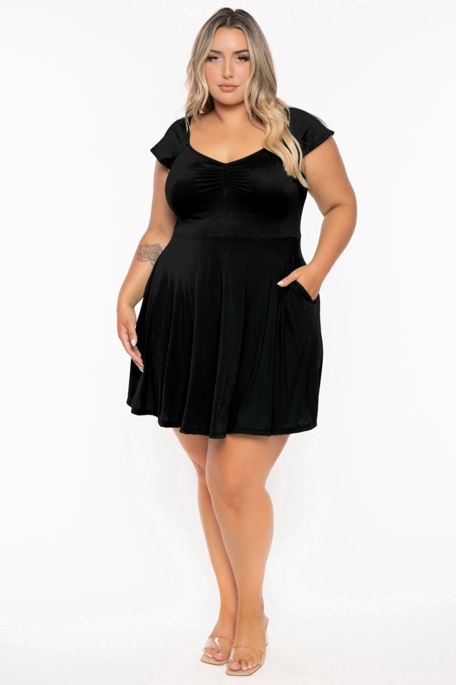 Little Black Styles Curvy Sense | Plus Size Jeanne Flare Dress Black