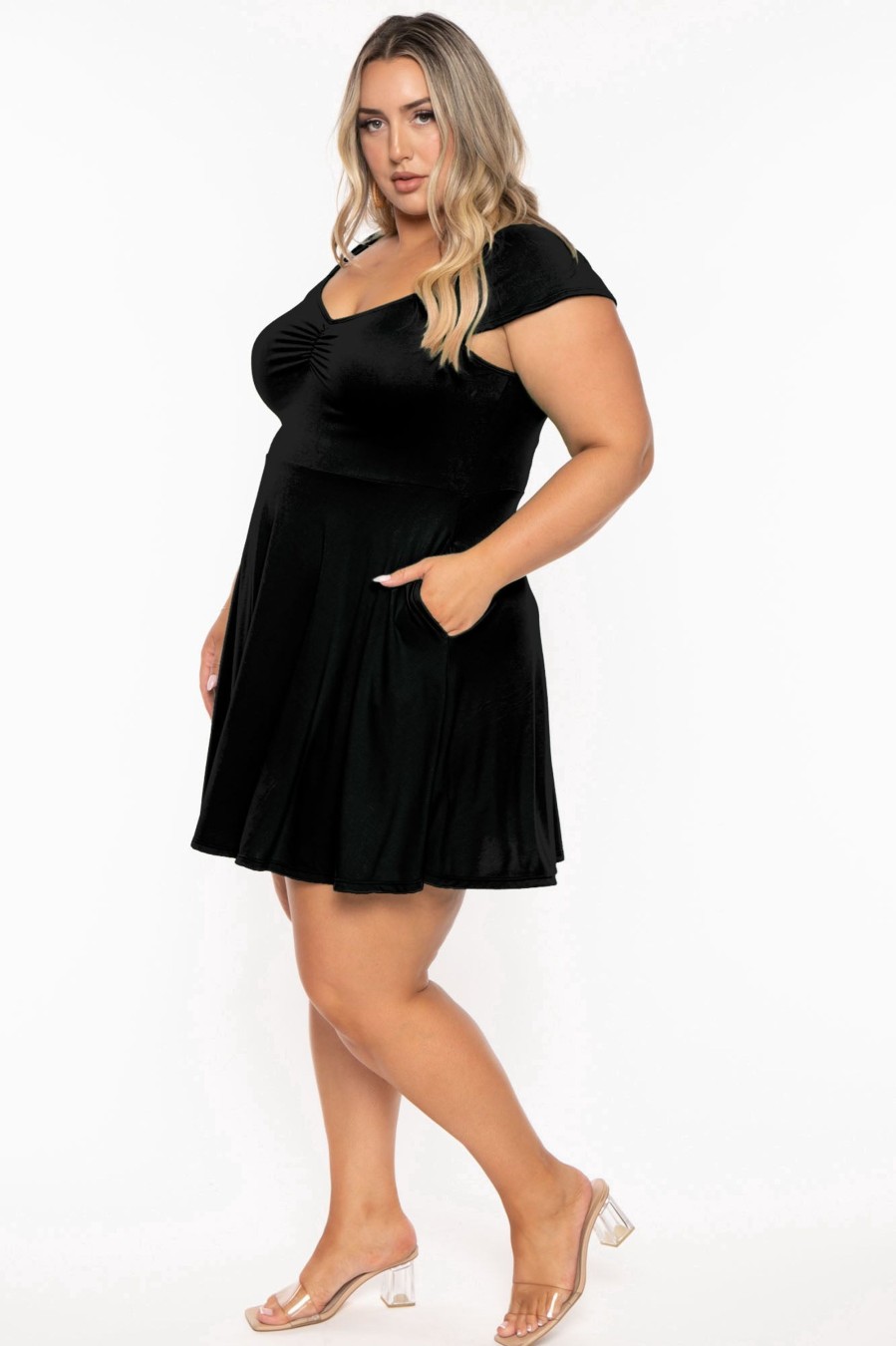 Little Black Styles Curvy Sense | Plus Size Jeanne Flare Dress Black