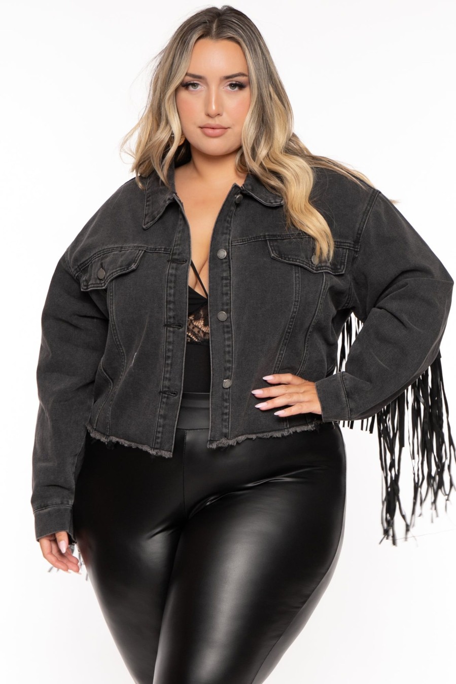 Jeans & Denim Veveret | Plus Size Oli Crop Fringe Denim Jacket Black