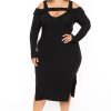 Little Black Styles Curvy Sense | Plus Size Irie Cold Shoulder Midi Dress Black