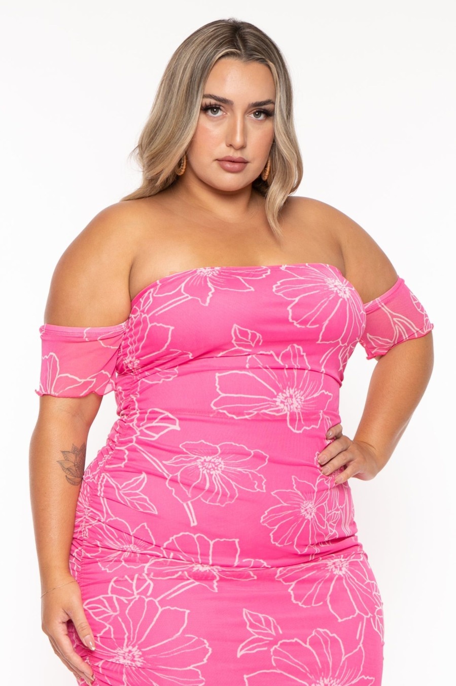 Dresses Curvy Sense | Plus Size Aissa Ruched Mesh Maxi Dress Pink