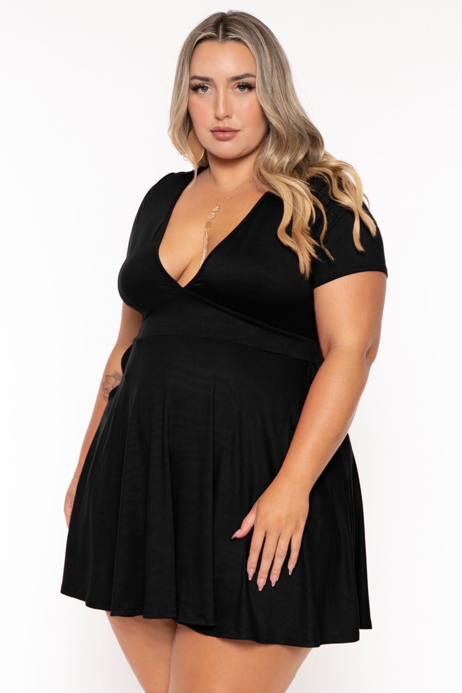 Little Black Styles Curvy Sense | Plus Size Jayne Flare Dress Black