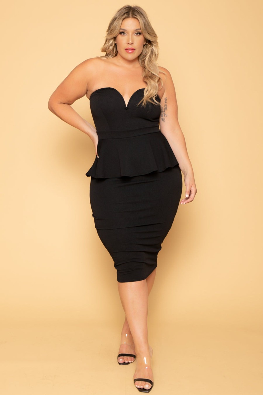 Little Black Styles Curvy Sense | Plus Size Amelie Peplum Bodycon Dress Black