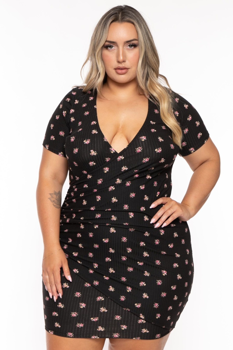 Little Black Styles Curvy Sense | Plus Size Risette Front Drape Printed Dress Black